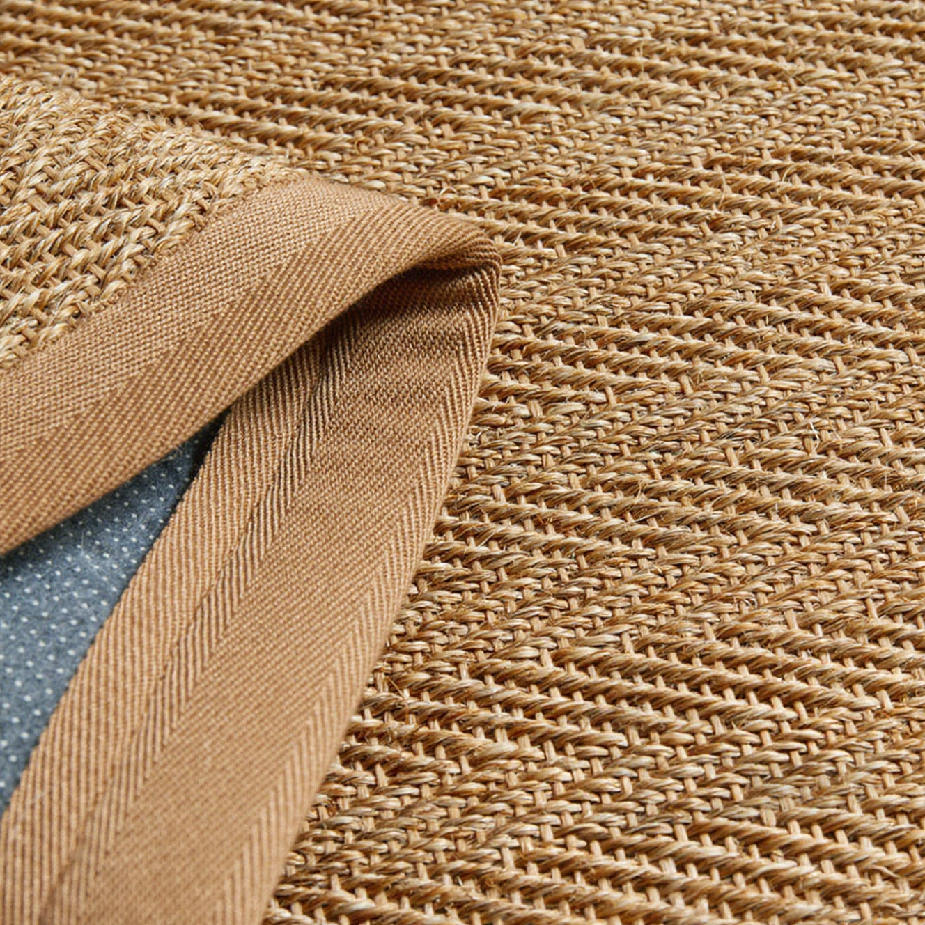 100% Natural Sisal Rug – Wide Fabric Edge (V047)